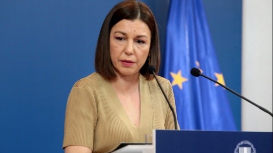 Πελώνη: Την επόμενη εβδομάδα οι ανακοινώσεις για υποχρεωτικούς εμβολιασμούς και εστίαση