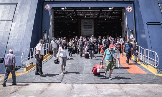 Ταξίδι με πλοίο: Αυτά τα έγγραφα πρέπει να έχετε μαζί σας (vid)