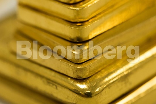 Οι Γερμανοί φοβούνται τον πληθωρισμό και «φορτώνουν» χρυσό