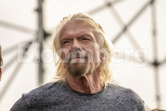 Virgin Atlantic: Ο Ρίτσαρντ Μπράνσον ετοιμάζει «σχέδιο πτήσης» για το Χρηματιστήριο του Λονδίνου