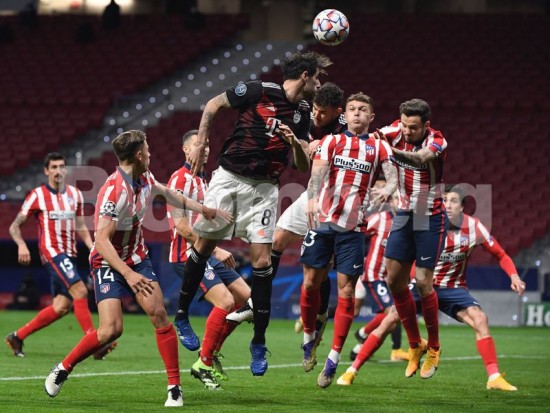 UEFA: Ετοιμάζει πακέτο διάσωσης για ποδοσφαιρικούς συλλόγους ύψους 6 δισ. ευρώ