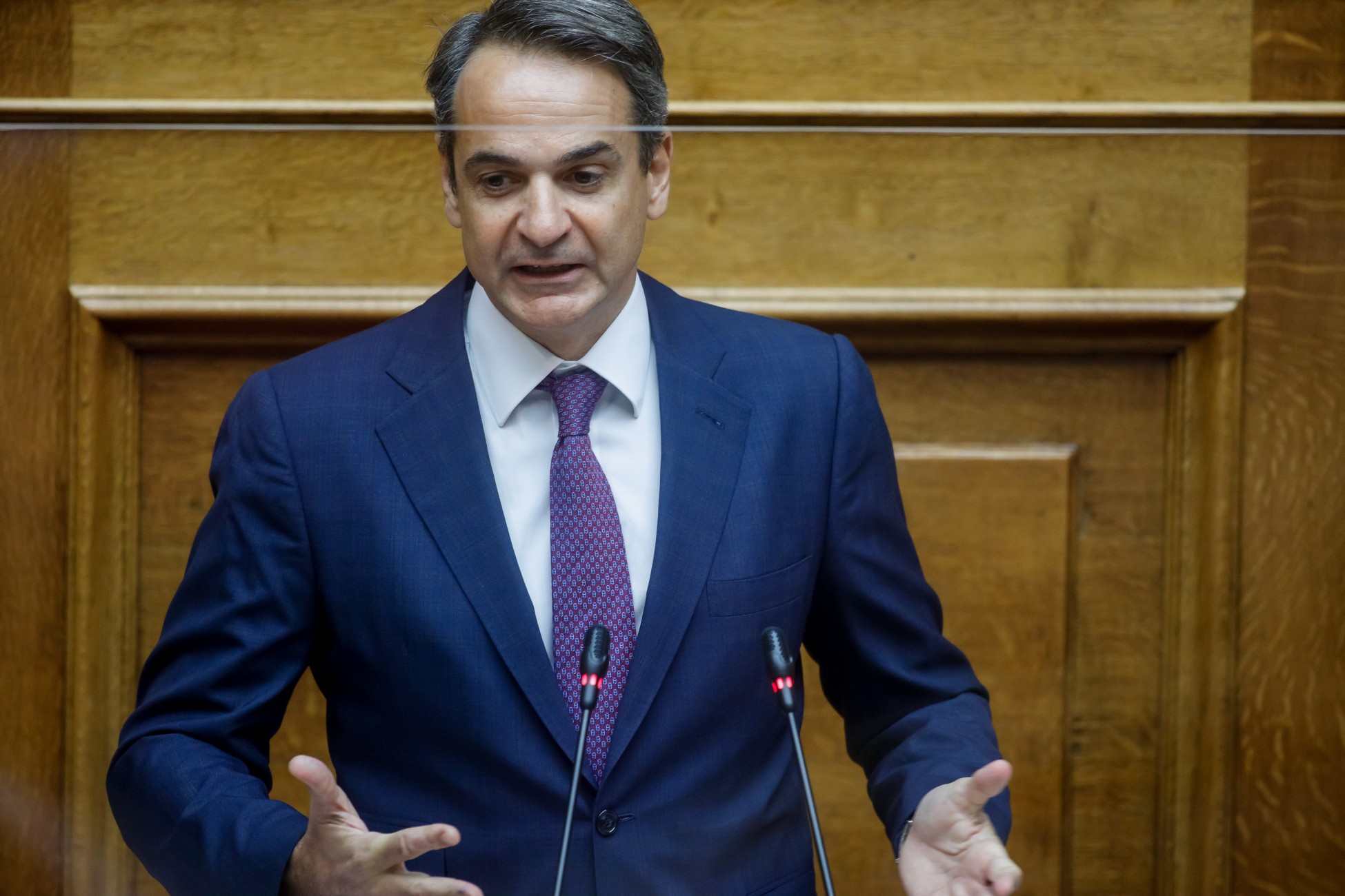 Μητσοτάκης για πυρκαγιές: Δεν έλειψαν τα λάθη – Το 112 απέδειξε την αξία του (vid)