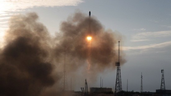 Ρωσία: Πρόσκληση σε Μασκ, Μπέζος και Μπράνσον για την εκτόξευση του Soyuz-MC-19