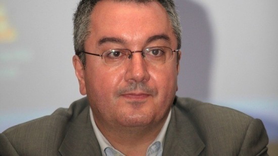 Μόσιαλος: Τι ξέρουμε έως τώρα για τη νέα παραλλαγή «Καμερούν» που εντοπίστηκε στη Γαλλία