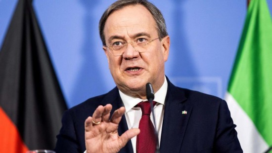 Γερμανία – Δημοσκόπηση: Μεγεθύνεται η αντιδημοτικότητα του Άρμιν Λάσετ