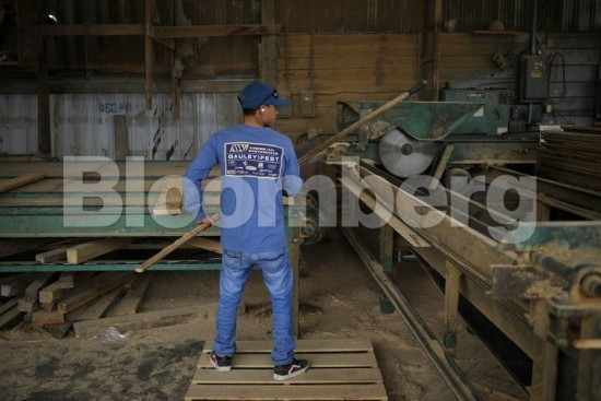 ΗΠΑ: Στο 5,4% μειώθηκε το ποσοστό ανεργίας