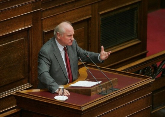 Πέθανε ο πρώην βουλευτής Αντώνης Σκυλλάκος