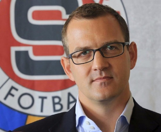 Ντάνιελ Κρετίνσκι: H αυτοκρατορία του Τσέχου μεγιστάνα της ενέργειας – Η επέλαση στη Γαλλία