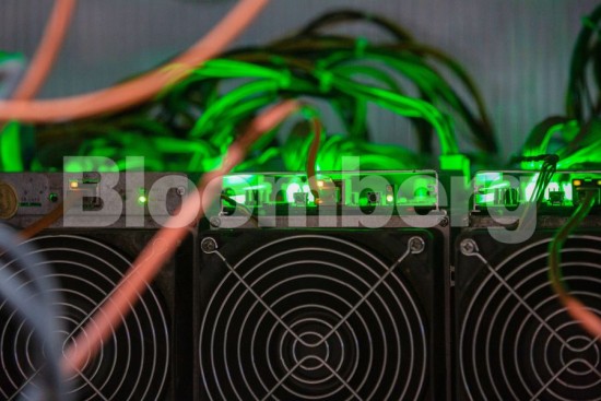 Αγορά crypto: Ανοδικό ράλι για Bitcoin και Ether παρά τον «πόλεμο» από το Πεκίνο