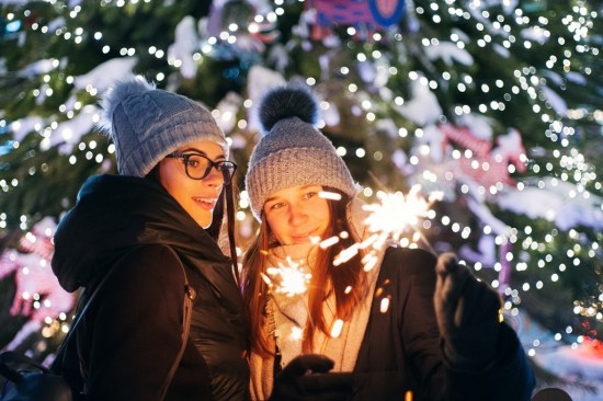 Έρευνα: Πώς θα κάνουν τις αγορές τους τα Χριστούγεννα οι Έλληνες καταναλωτές