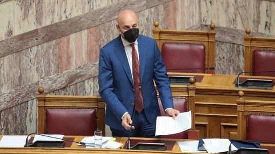 Αμυράς: Αν οι διεθνείς τιμές ενέργειας παραμείνουν υψηλές διεθνώς, τα μέτρα στήριξης θα παραταθούν