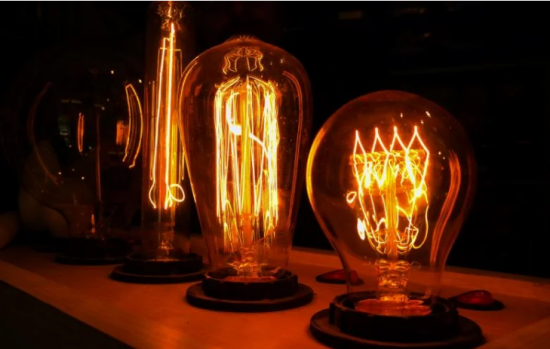 Συνήγορος του Καταναλωτή: Χιλιάδες καταγγελίες για παρόχους ηλεκτρικής ενέργειας – Καμία για ΔΕΗ