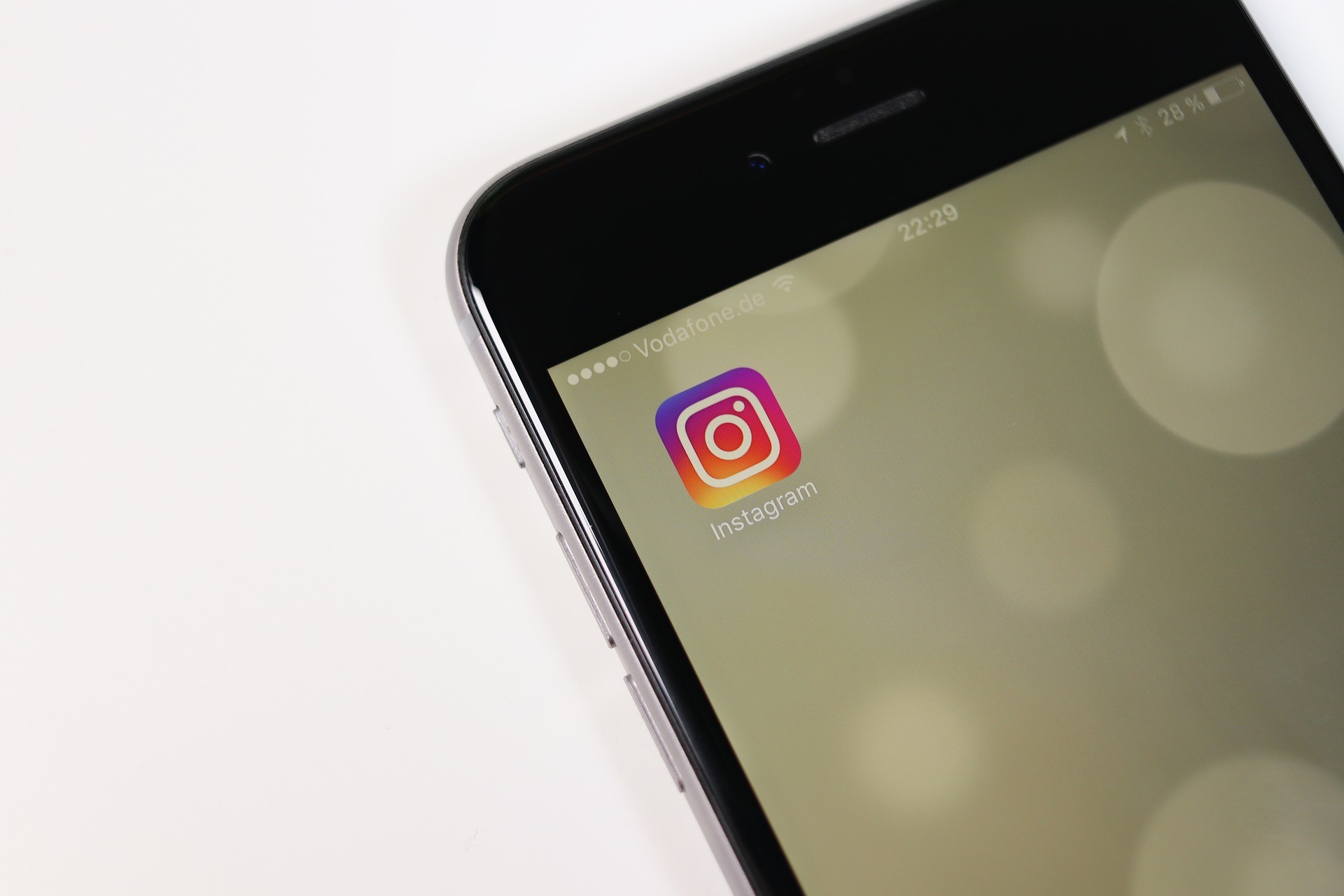 Facebook: Γιατί «παγώνει» το Instagram Kids