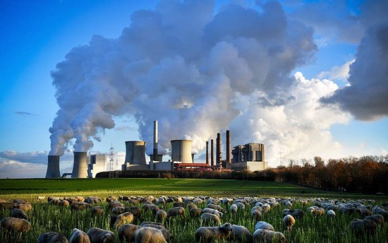 Κλιματική αλλαγή: Nέες λύσεις αναζητούν οι εξαρτώμενες παγκόσμιες οικονομίες από τα ορυκτά καύσιμα