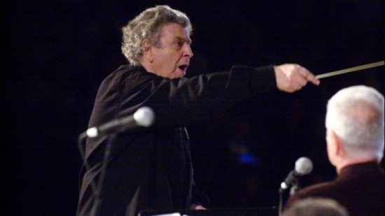 Μίκης Θεοδωράκης: Υπόκλιση στον αιώνιο Έλληνα