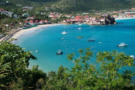 Τα πιο «απλησίαστα» resorts για χριστουγεννιάτικες αποδράσεις – Ακόμα και $250.000 για λίγες μέρες