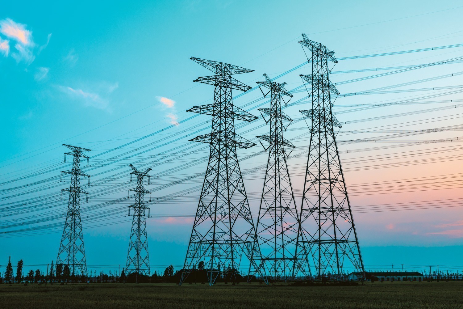 Ενεργειακή κρίση: Ανησυχία για την επάρκεια τροφοδοσίας της αγοράς με ηλεκτρικό ρεύμα