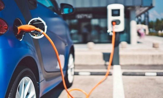 Αυτοκίνητα βενζίνης-diesel: Αυλαία το 2035 – Πιο φθηνή η ηλεκτροκίνηση