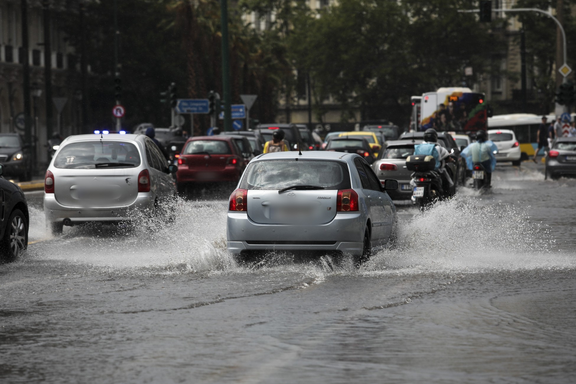 Έκτακτο δελτίου καιρού από την ΕΜΥ – Ισχυρές βροχές και χαλάζι την Κυριακή