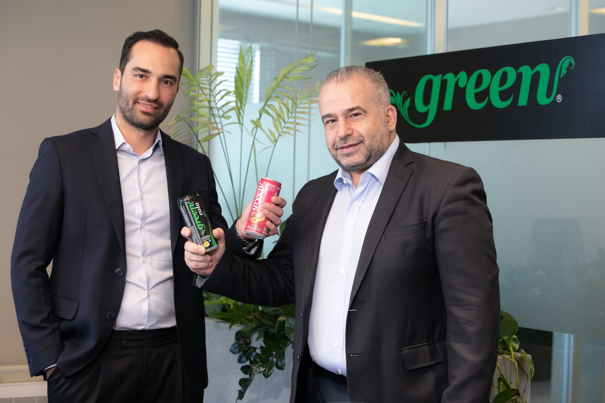 Green Cola: Συμφωνία με τη Walmart δίνει ώθηση στο «αμερικάνικο όνειρο» των Βενιέρη – Χήτου