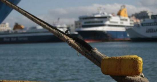Δεμένα τα πλοία σε Πειραιά, Ραφήνα και Λαύριο λόγω ισχυρών ανέμων