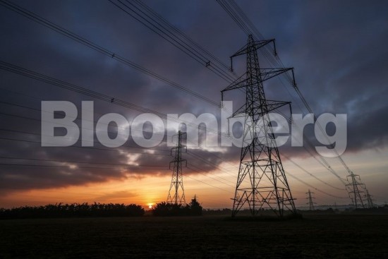 Ενεργειακή κρίση: Ακόμα δύο «κανόνια» από προμηθευτές ενέργειας στη Βρετανία