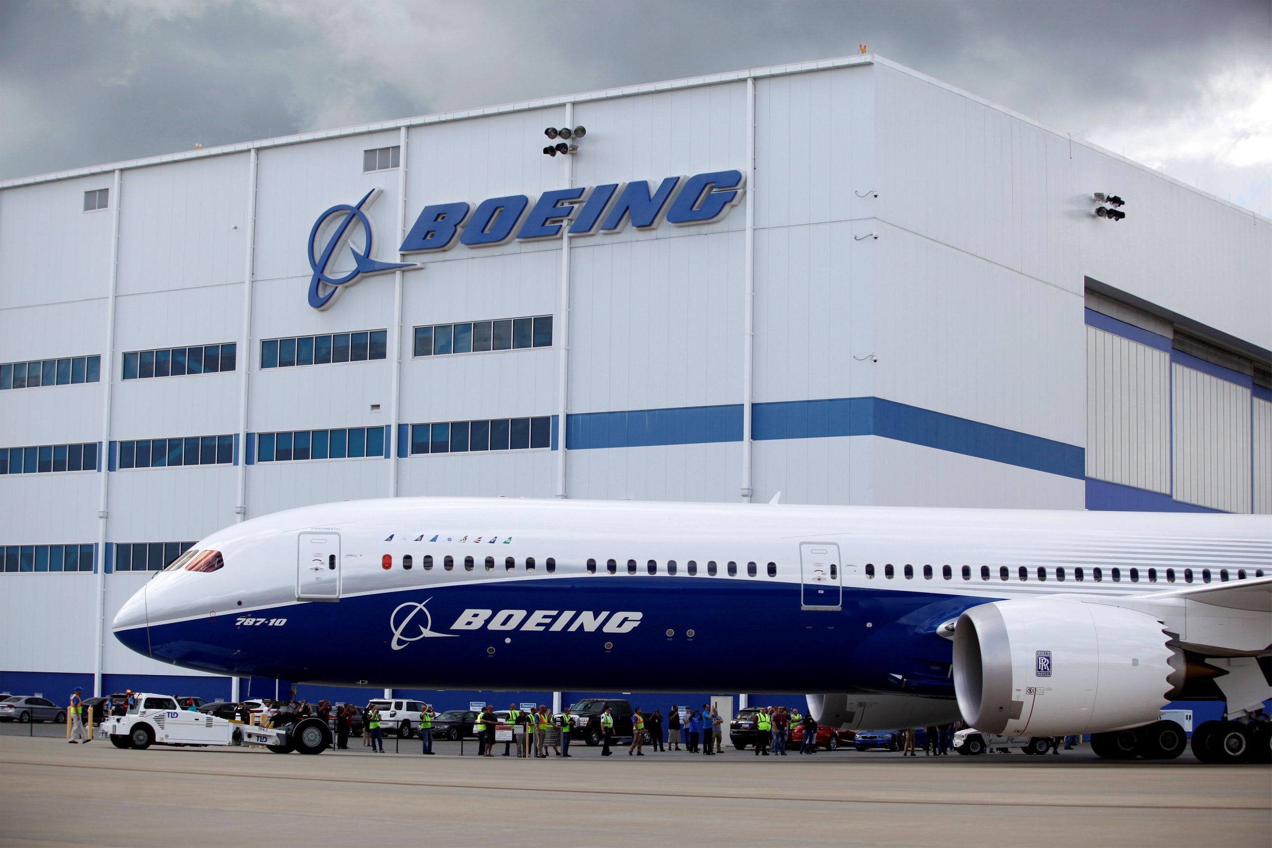 Boeing: Κάθετη πτώση στις παραδόσεις αεροσκαφών – Νέες πιέσεις στη μετοχή