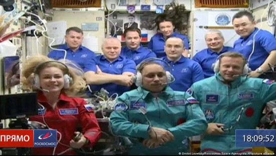 Διάστημα: Η Ρωσία στέλνει την πρώτη ηθοποιό σε γυρίσματα για κινηματογραφική ταινία (vid)