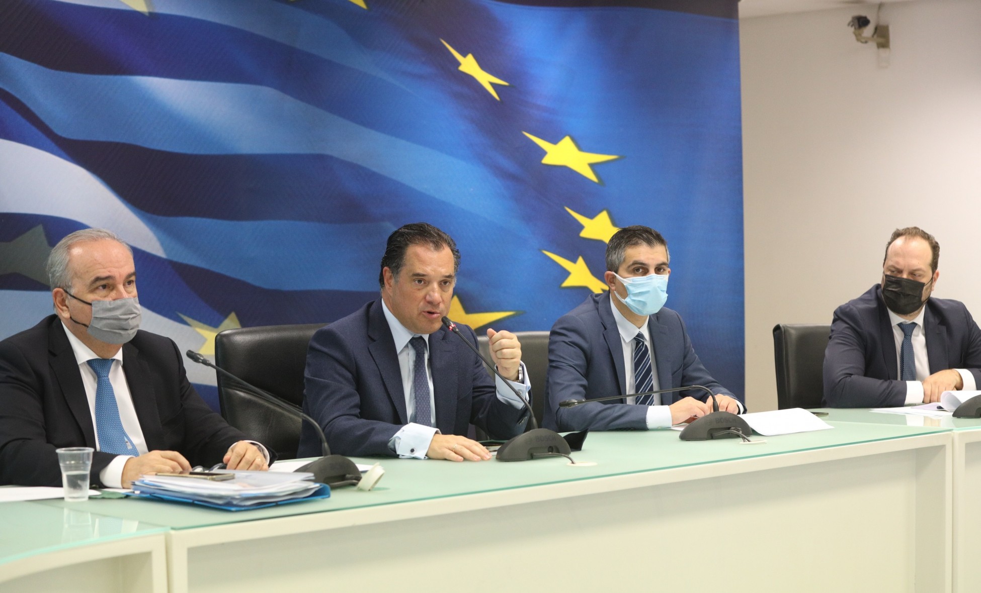 ΥΠΑΝΕΠ: Τρία νομοσχέδια που αναβαθμίζουν το επενδυτικό status της Ελλάδας