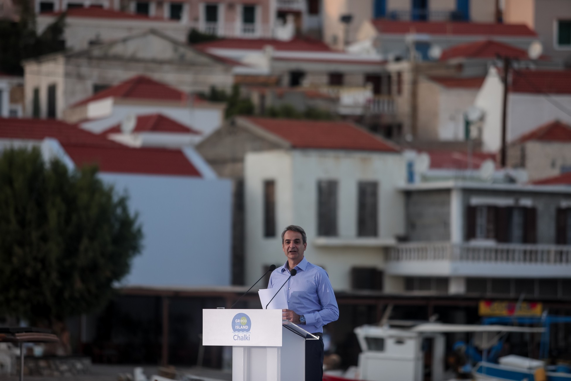 Μητσοτάκης από Χάλκη: Πράσινη ανάπτυξη σημαίνει φθηνό ρεύμα και νέες θέσεις εργασίας (pics) (vid)