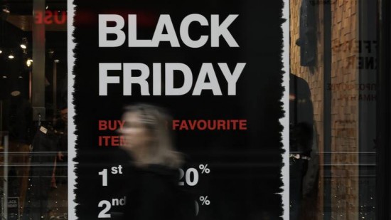 Black Friday – Cyber Monday: Πώς και τι αναμένεται να ψωνίσουν φέτος οι Έλληνες (vid)