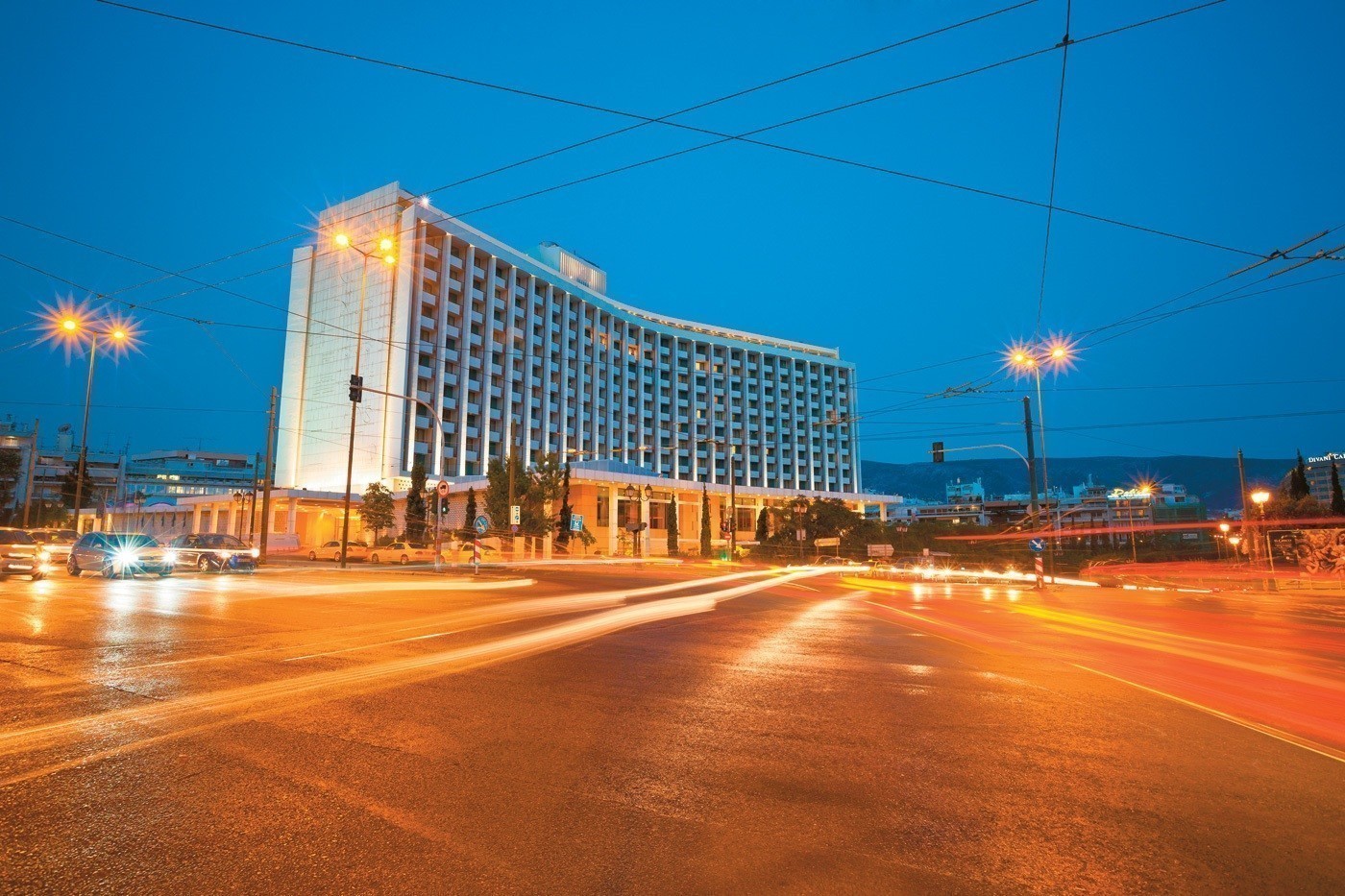 Προχωρά η μεταμόρφωση του Hilton Αθηνών – Προς ομολογιακό έως 280 εκατ. για την Ιονική Ξενοδοχειακή