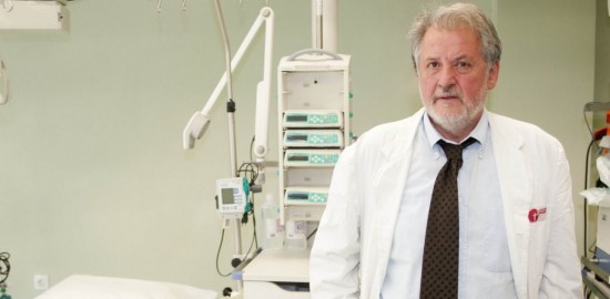 Καπραβέλος: Καμία εισαγωγή στο νοσοκομείο με 3 εμβόλια – Τι προτείνει για τα σχολεία (vid)