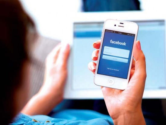 Kaspersky: 1 στους 3 δεν βλέπει κανένα πρόβλημα στην κρυφή παρακολούθηση του συντρόφου του