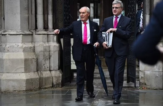 Mπάρκλεϊ εναντίον Μπάρκλεϊ: Το διαζύγιο των $132 εκατ. και η φυλάκιση ενός «Sir»