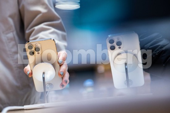 Apple: Γιατί μειώθηκε η ζήτηση του iPhone – Η προειδοποίηση Κουκ στους προμηθευτές