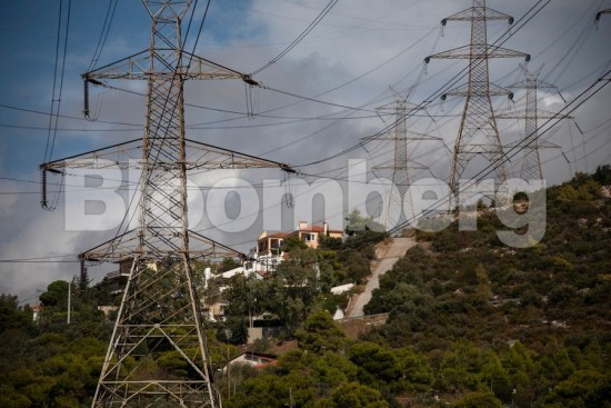 Bloomberg: Έκτακτα μέτρα για τις υψηλές τιμές ενέργειας έλαβε η ελληνική κυβέρνηση