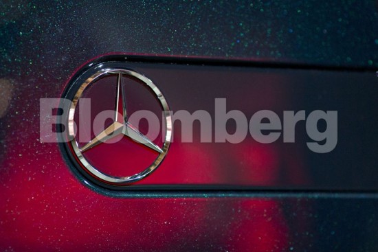 «Για τα μάτια σου μόνο»: Το διαφημιστικό σκάνδαλο της Mercedes-Benz στην Κίνα