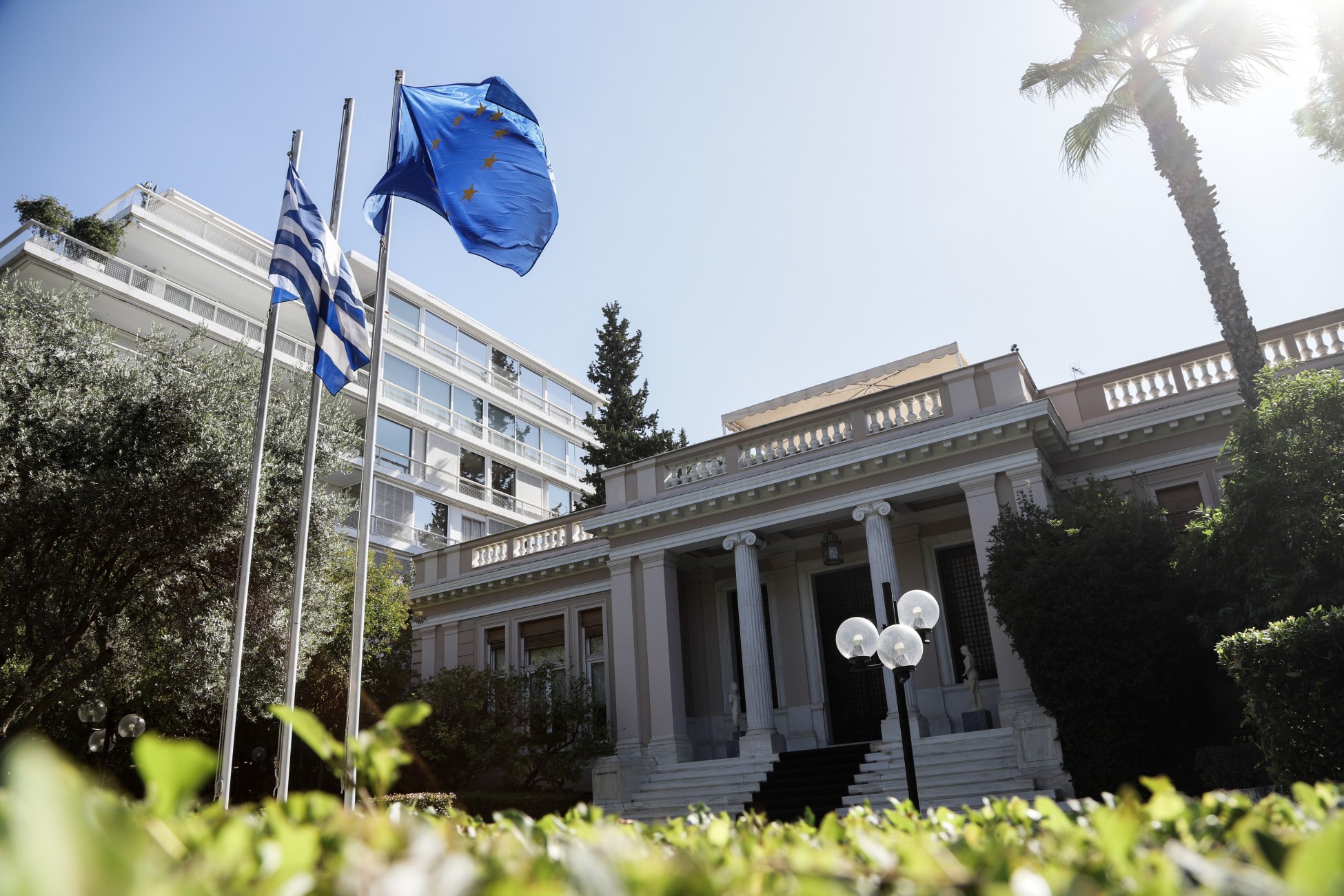 Κυβερνητικές πηγές: Σε κάθε του συνέντευξη ο κ. Κασσελάκης ανεβάζει τον λογαριασμό για τους Έλληνες φορολογούμενους