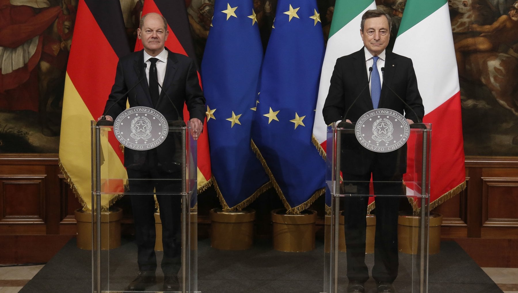 Σολτς και Ντράγκι ετοιμάζουν το νέο ισχυρό δίπολο για την οικονομία της Ευρώπης