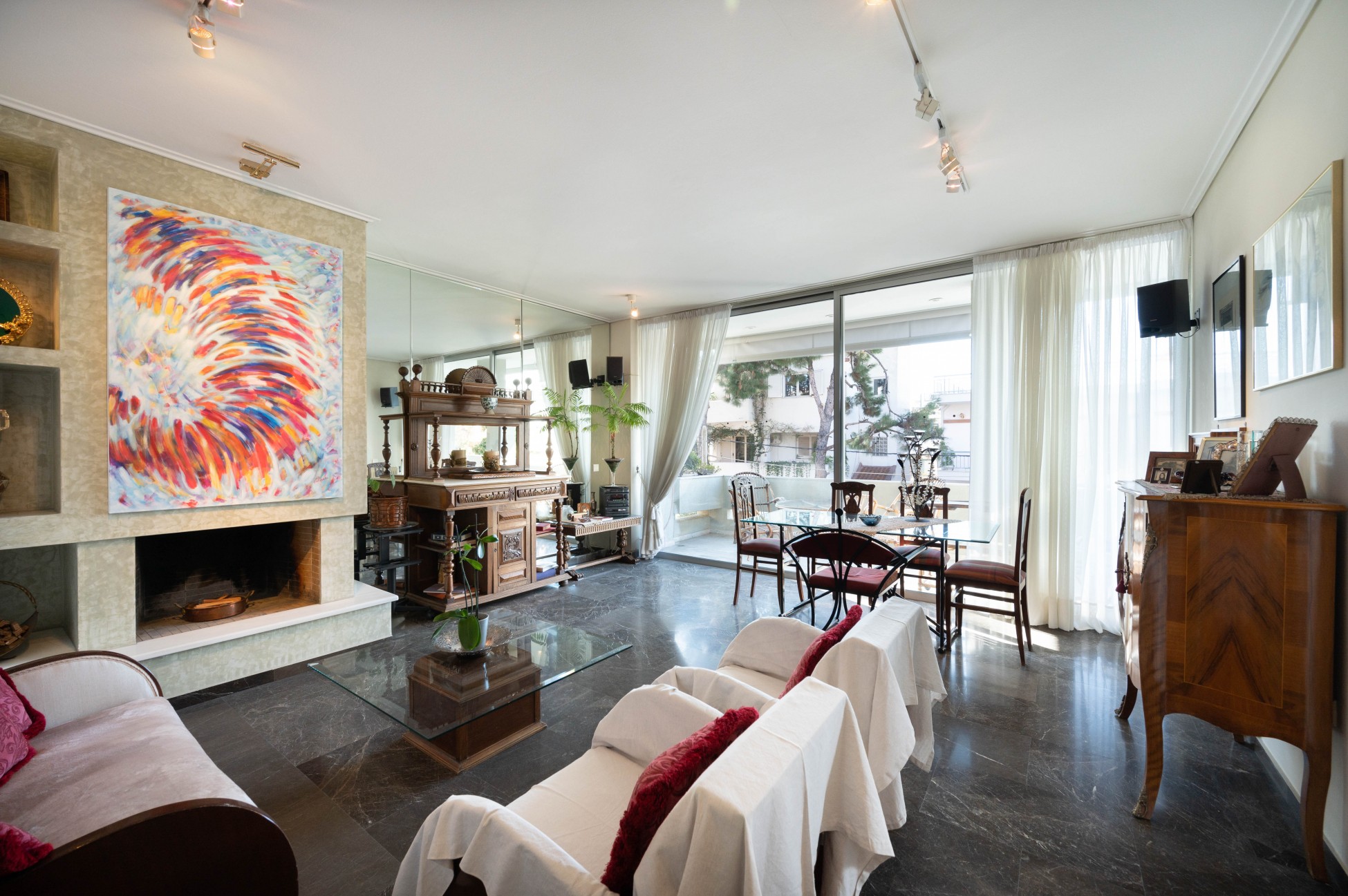 Διαμέρισμα 87 τ.μ. ιδανικό για επαγγελματική στέγη