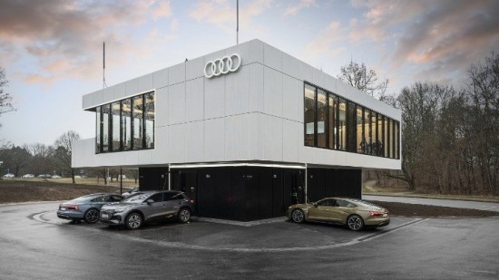 Audi: Ετοιμάζει πιλοτικό κόμβο δημόσιας φόρτισης για ηλεκτρικά αυτοκίνητα στη Νυρεμβέργη