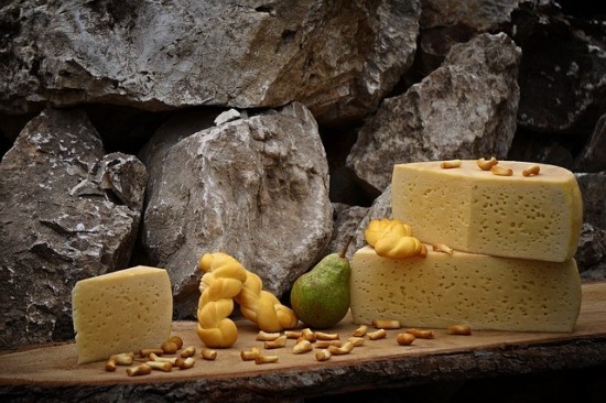 Taste Atlas: Ποιο ελληνικό τυρί είναι δεύτερο στα καλύτερα του κόσμου και δεν είναι η φέτα