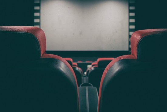 Ποια εταιρεία πληρώνει για να παρακολουθήσεις 13 ταινίες του Στίβεν Κινγκ