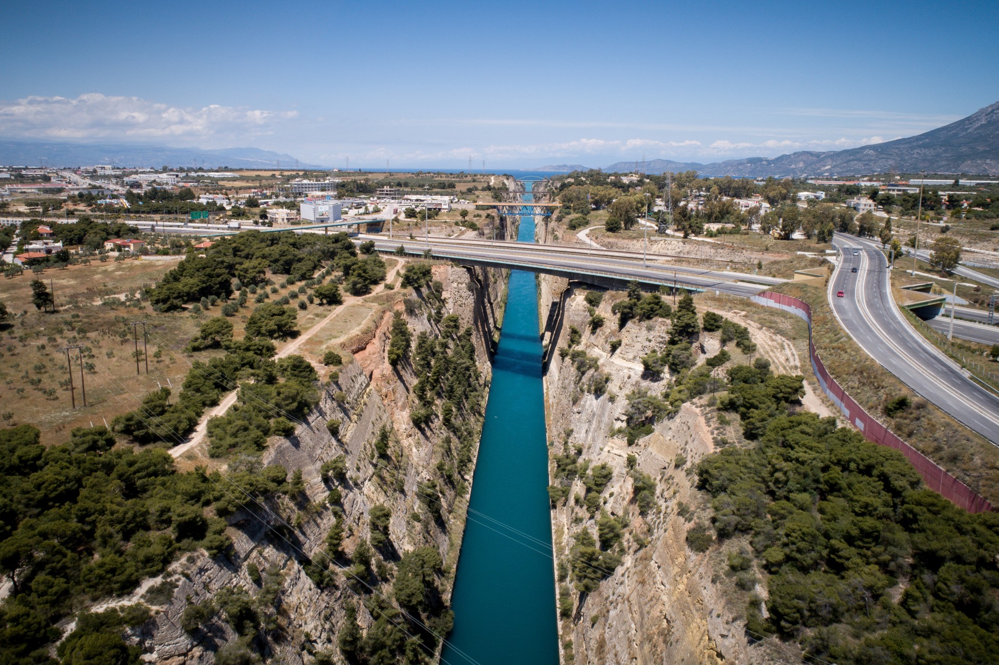 Ανοίγει η Διώρυγα της Κορίνθου