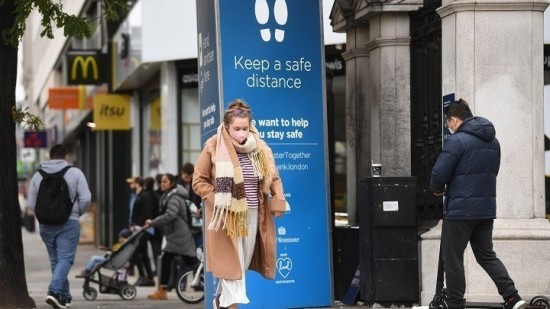 Καθηγητής Γραβάνης: Δεν έρχεται το τέλος της πανδημίας με την Όμικρον