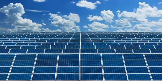 Γεωργιάδης: «Εξοικονομώ» για επιχειρήσεις και ειδικό πρόγραμμα ΕΣΠΑ για ηλιακά πάνελ