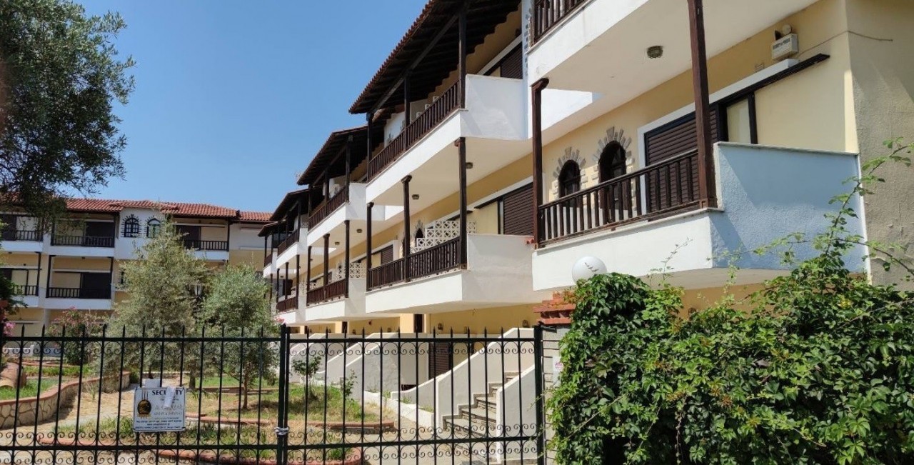 ΙΟΛΗ ΧΑΛΚΙΔΙΚΗ ΞΕΝΟΔΟΧΕΙΟ