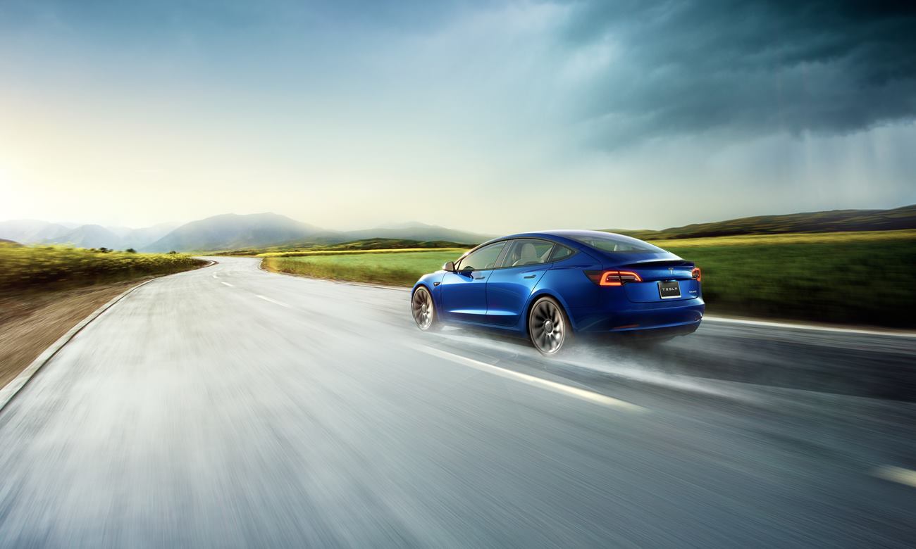 Πώς η Tesla αλλάζει την ευρωπαϊκή αγορά, από την κορυφή προς τα κάτω