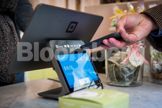 Apple: Έρχεται αποδοχή για ανέπαφες πληρωμές μέσω iPhone